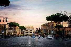Photo Fin de journée sur le Colisée • Rome