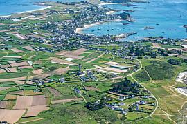 Photo Vue aérienne sur le l'île de Batz et le phare