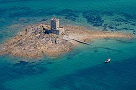 Photo Le phare de l'ile noire • Plouézoc'h